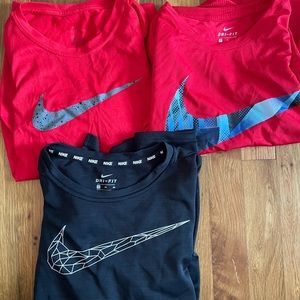 3 Nike boys shirts